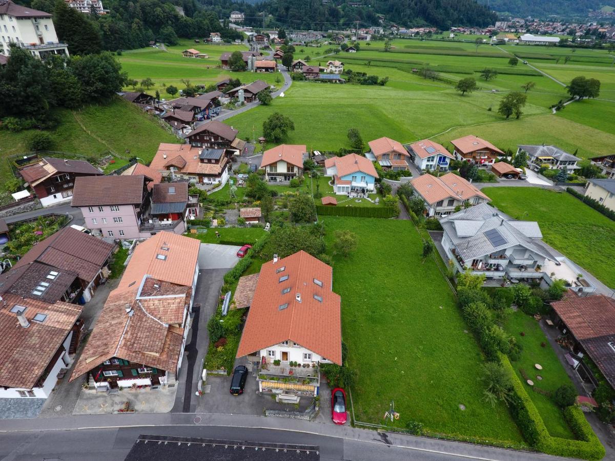Swiss Holiday House Wilderswil Esterno foto
