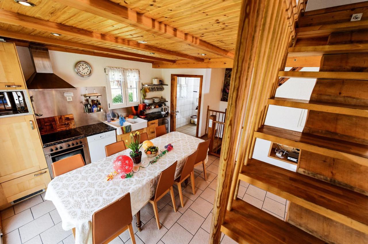 Swiss Holiday House Wilderswil Esterno foto
